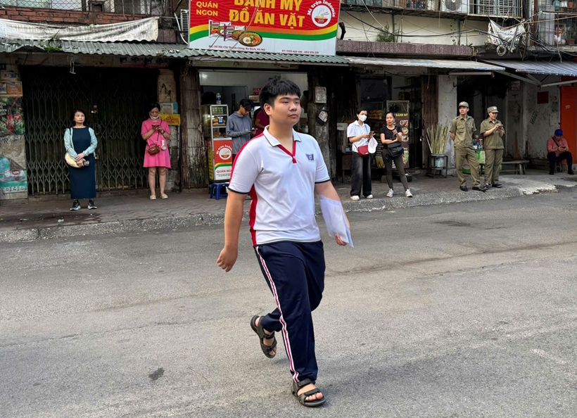 HƠN 1,1 TRIỆU THÍ SINH BƯỚC VÀO THI MÔN ĐẦU TIÊN KỲ THI TỐT NGHIỆP THPT NĂM 2025